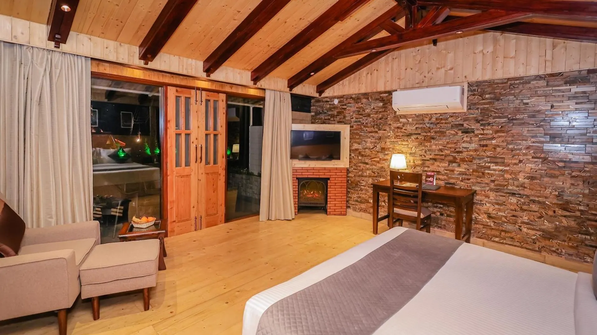 Regenta Resort Mars Valley View Shoghi Σίμλα Ινδία