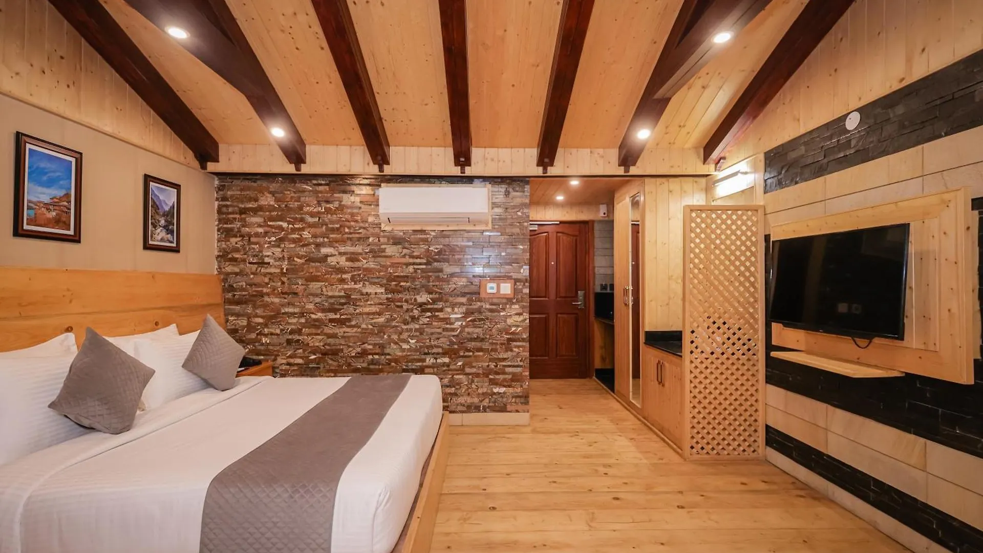 Ξενοδοχείο Regenta Resort Mars Valley View Shoghi Σίμλα