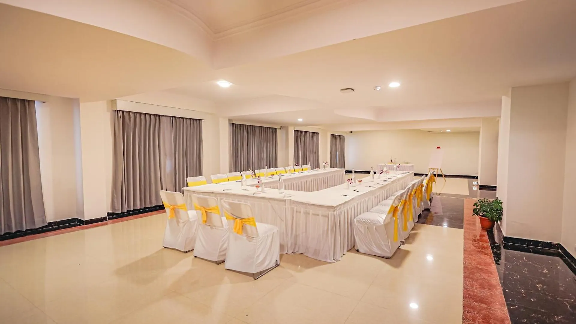 Regenta Resort Mars Valley View Shoghi Σίμλα Ξενοδοχείο
