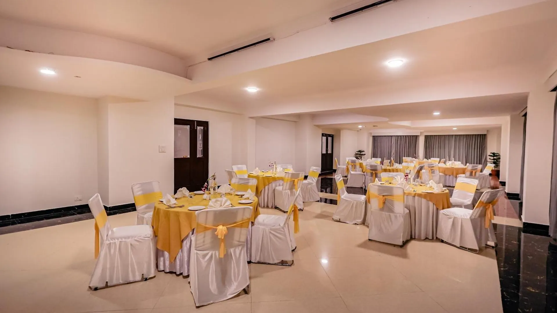 Regenta Resort Mars Valley View Shoghi Σίμλα Ξενοδοχείο