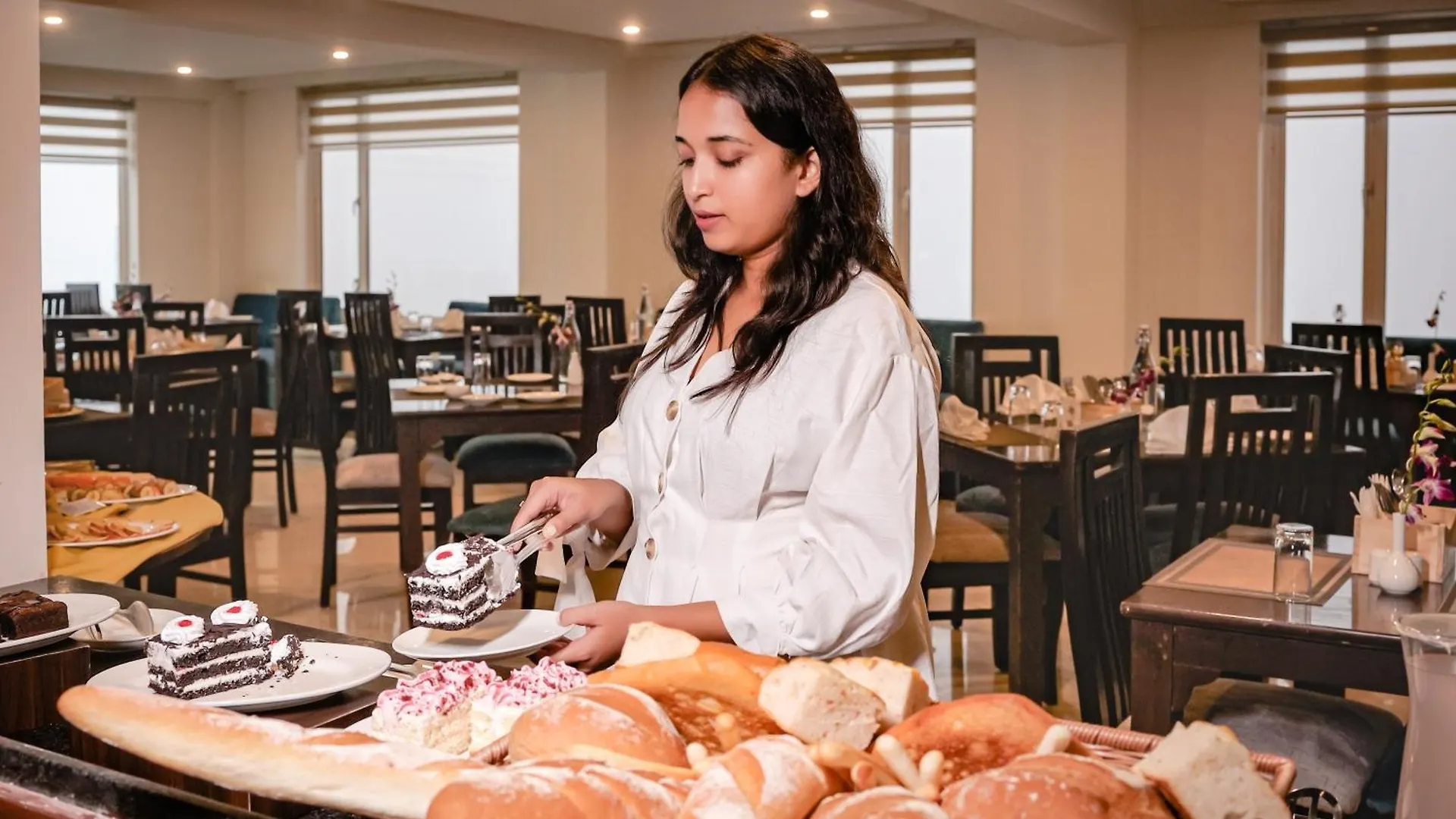 Regenta Resort Mars Valley View Shoghi Σίμλα
