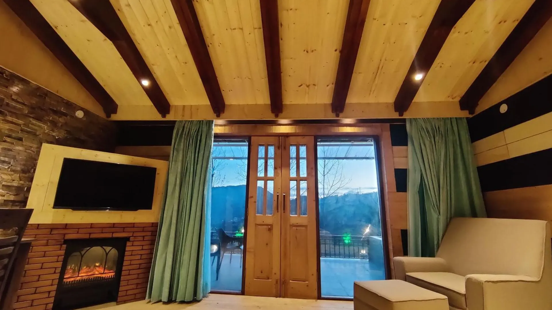 Regenta Resort Mars Valley View Shoghi Σίμλα Ινδία