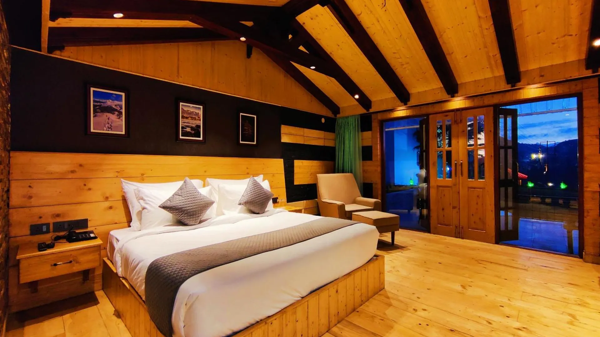 *** Ξενοδοχείο Regenta Resort Mars Valley View Shoghi Σίμλα Ινδία