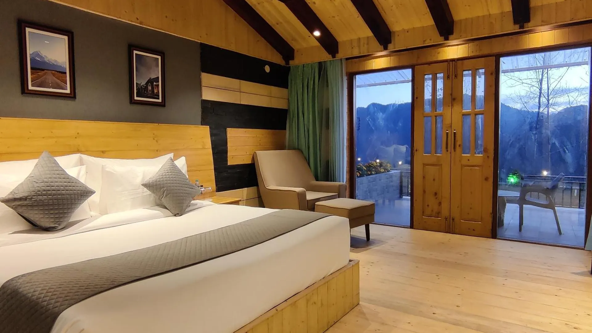 Regenta Resort Mars Valley View Shoghi Σίμλα Ξενοδοχείο