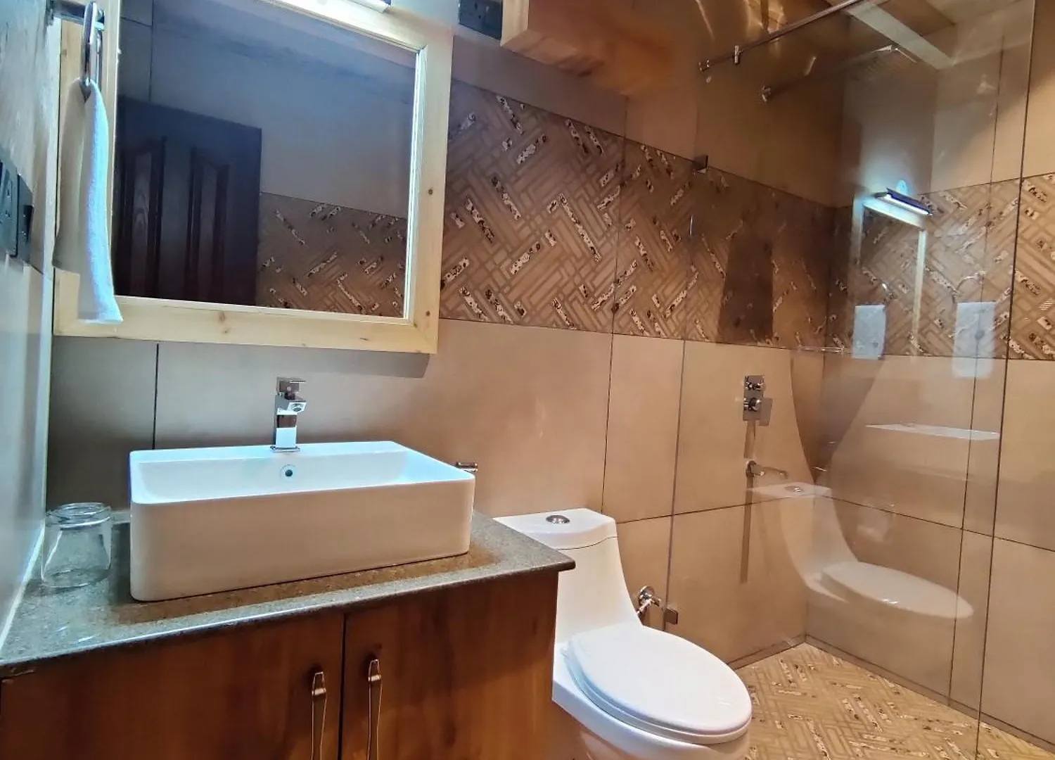 Regenta Resort Mars Valley View Shoghi Σίμλα Ινδία