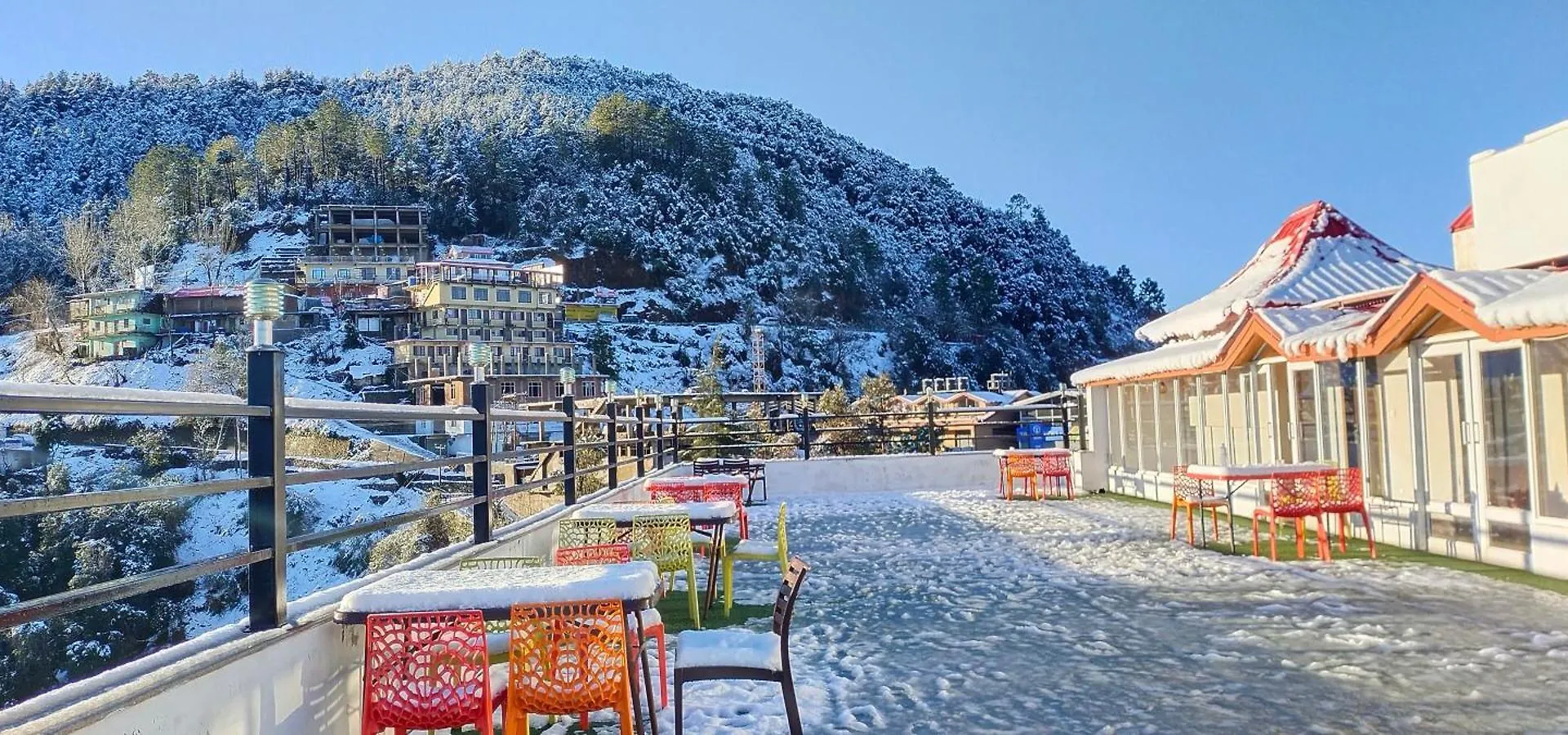 *** Ξενοδοχείο Regenta Resort Mars Valley View Shoghi Σίμλα Ινδία